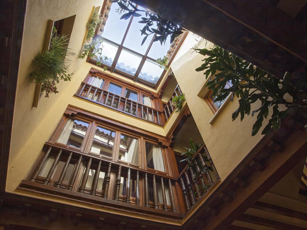 Almunia De San Miguel Aparthotel Toledo Eksteriør bilde